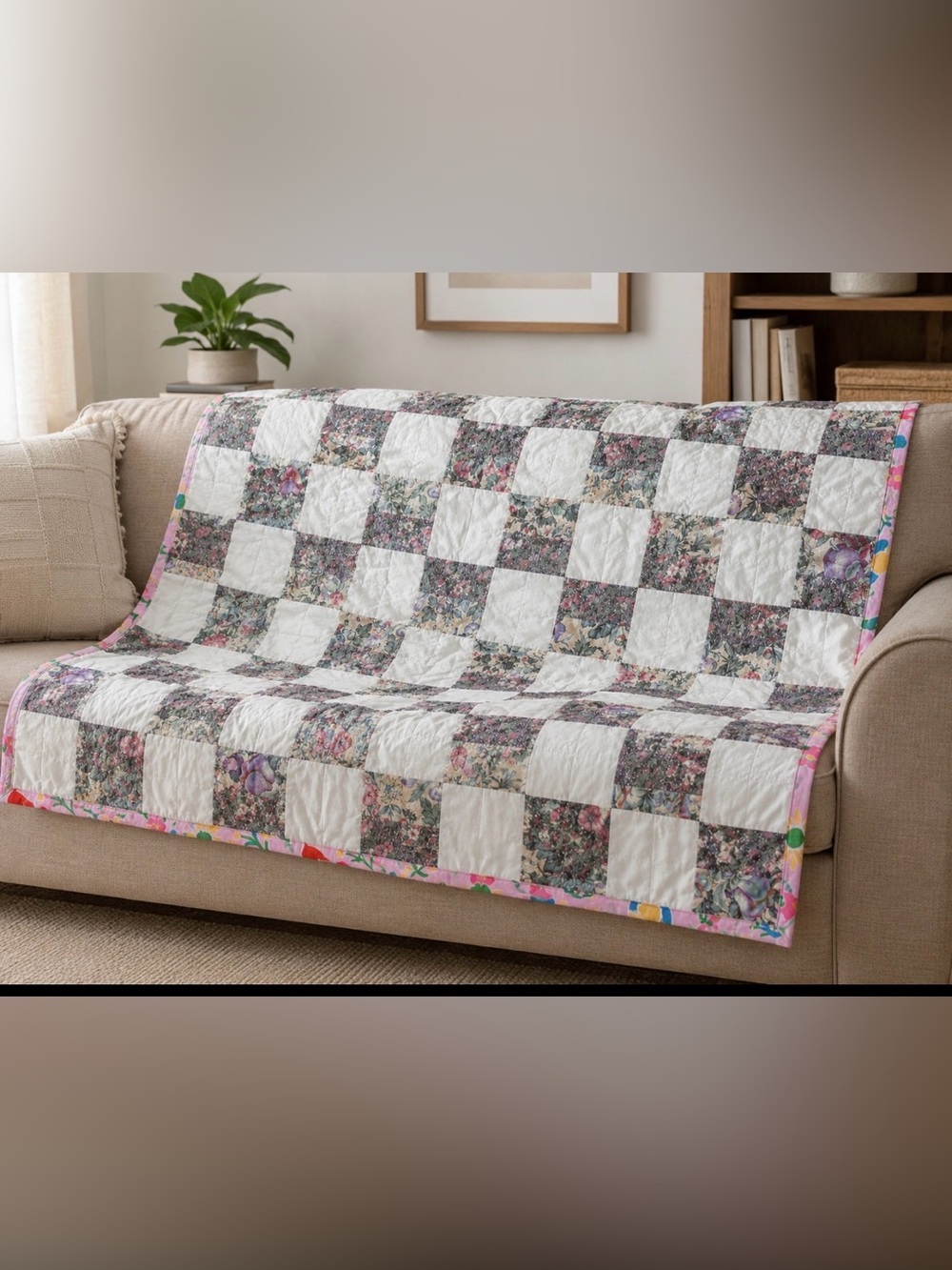 Nwot 49”x44” patchwork cotton floral quilt